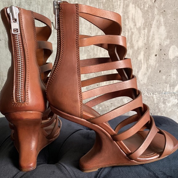 Rick Owens Cantilever Gorgeous tan sandals NWOT - Picture 4 of 6